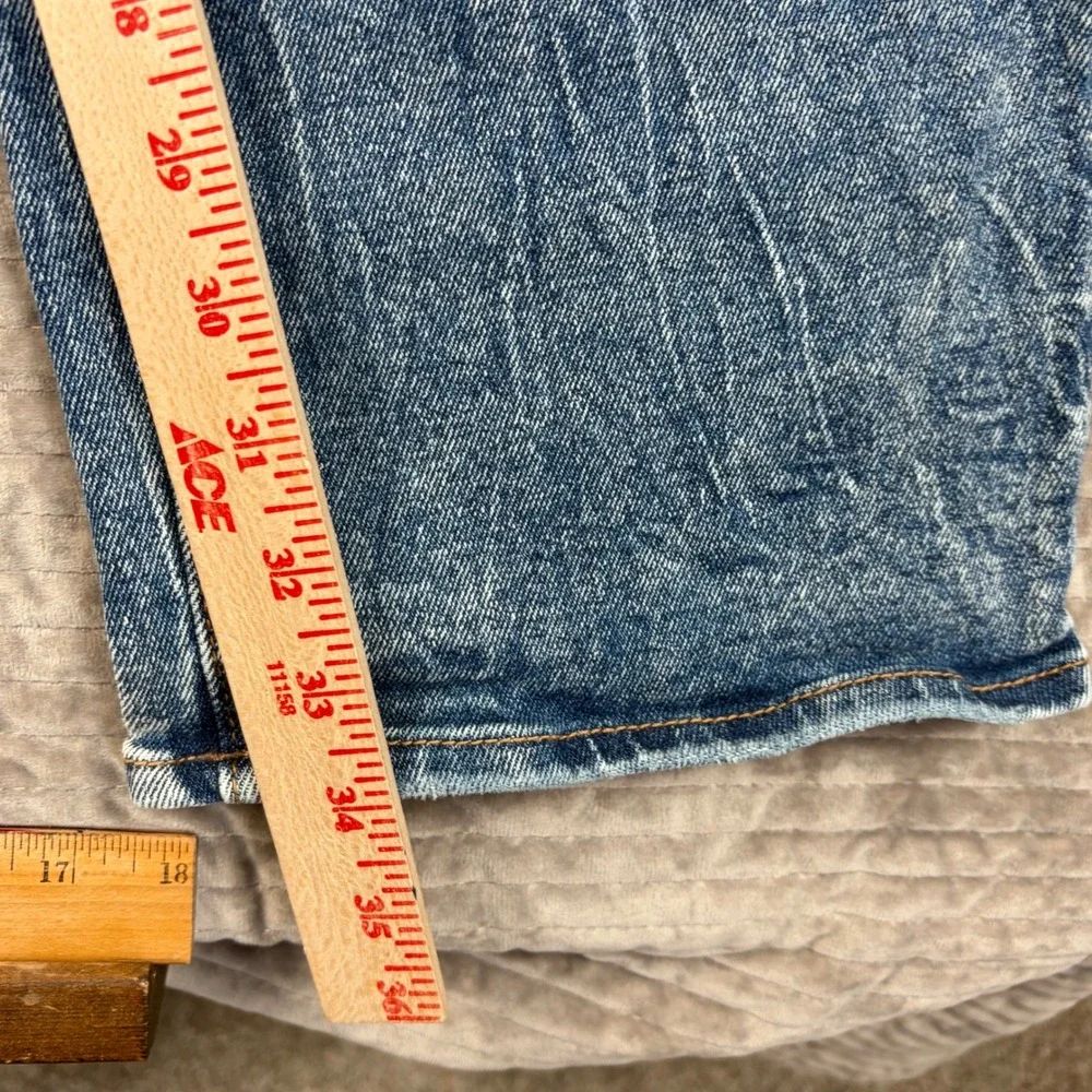 True Religion Ricky Relaxed Straight Jeans Medium Wash Blue‎ Mens 36 105251